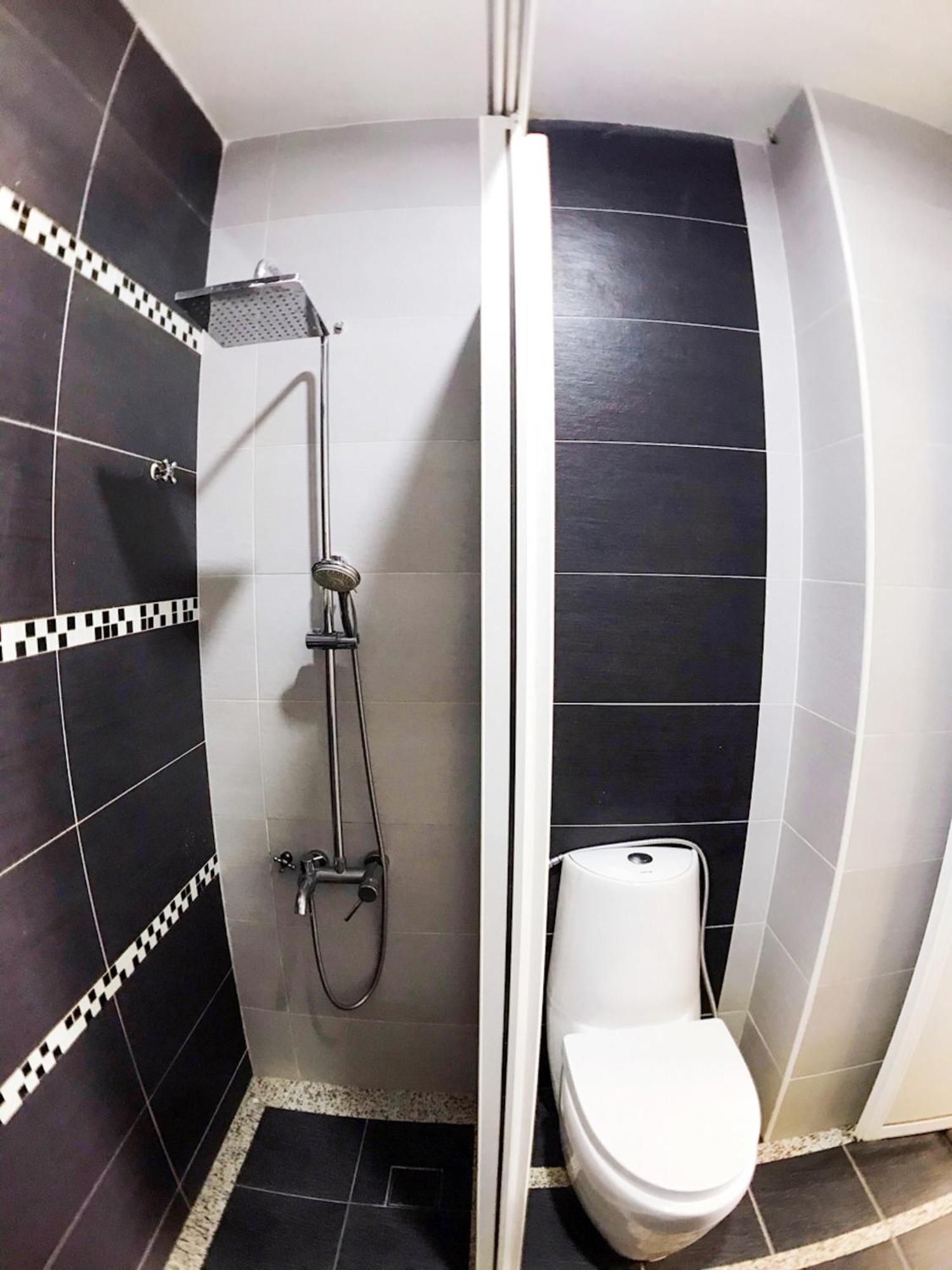 1 Bedroom Apartment, Melaka Cbd Town Center- Hosted By Private Locals Resident, Balcony With City Skyline View Or Seaview, Opposite Malls, Tv Box, 5 Minutes To Jonker Street, 말라카 외부 사진