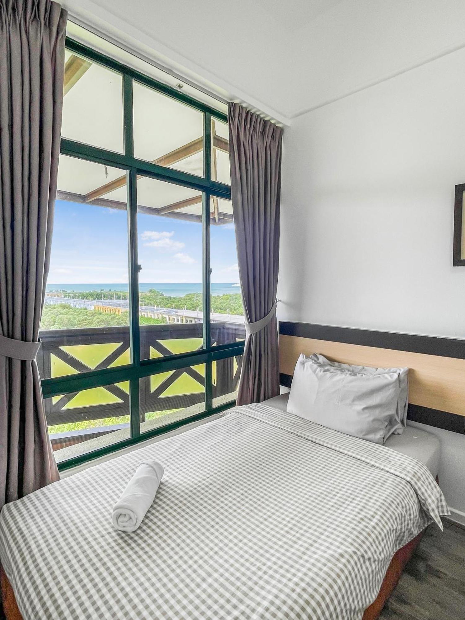 1 Bedroom Apartment, Melaka Cbd Town Center- Hosted By Private Locals Resident, Balcony With City Skyline View Or Seaview, Opposite Malls, Tv Box, 5 Minutes To Jonker Street, 말라카 외부 사진
